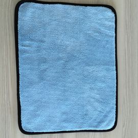 Asciugamano di corallo spesso eccellente del tessuto del vello di Microfiber per il panno di pulizia dell'automobile con il bordo nero di bordura